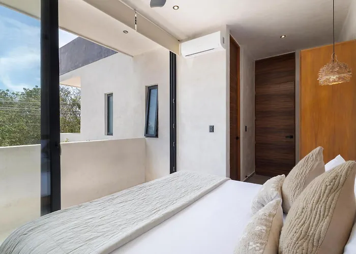 Luxury With 2 Private Pools & Rooftop Villa