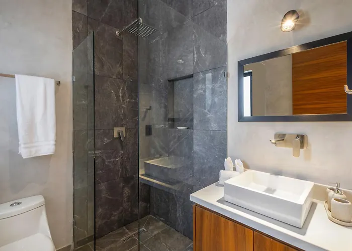 Villa Luxury With 2 Private Pools & Rooftop