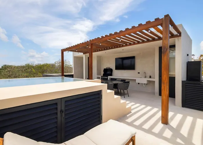 Villa Luxury With 2 Private Pools & Rooftop Tulum